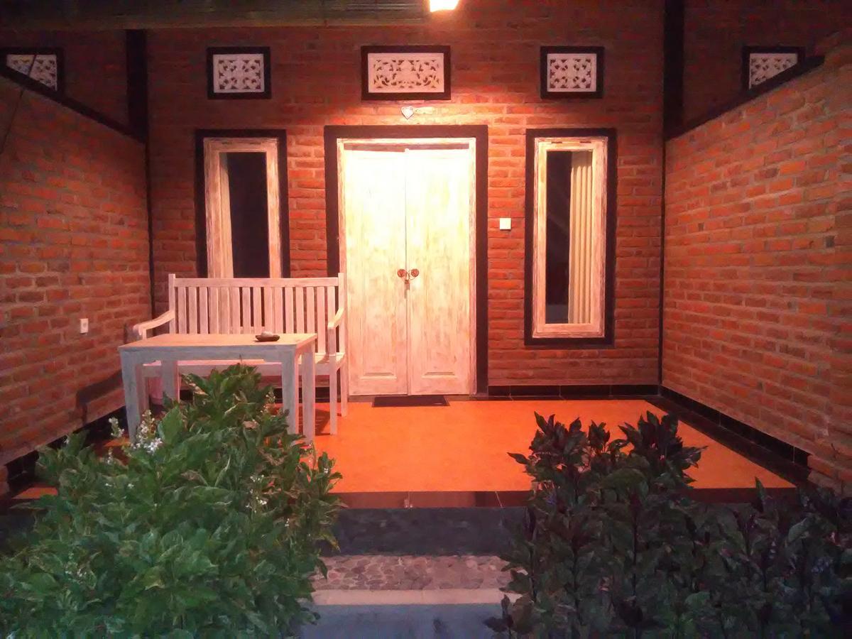 Krisna Homestay Pemuteran Kültér fotó